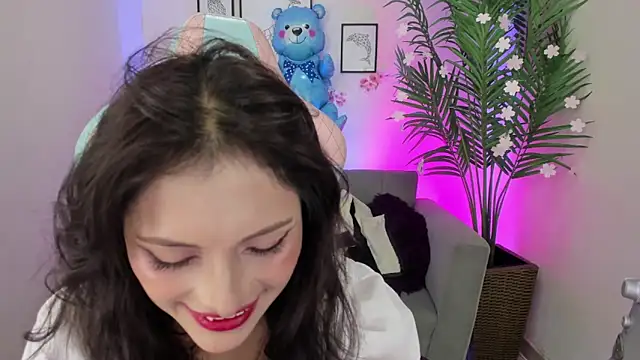 Kyomi chang online show from 03-22-25, 04:04