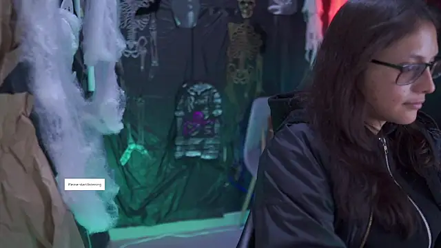 Kyomi chang online show from 10-16-25, 03:20