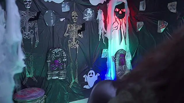 Kyomi chang online show from 10-20-25, 01:11