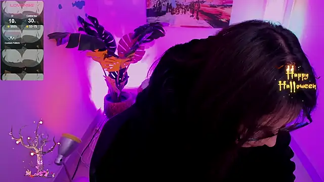 Kyomi chang online show from 11-14-25, 01:37