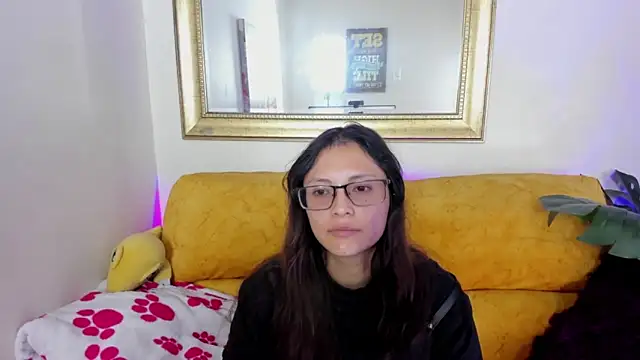 Kyomi chang online show from 05-20-26, 12:57