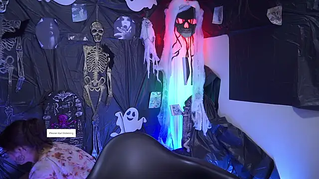 Kyomi chang online show from 10-14-25, 01:34