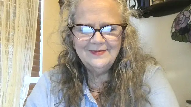 DestineeLoverGirl online show from 11-11-25, 01:50