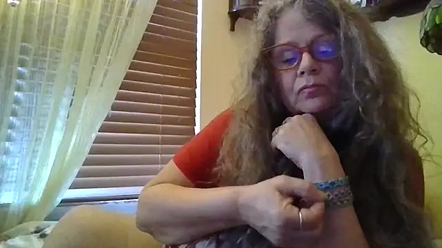 DestineeLoverGirl online show from 04-01-26, 04:59