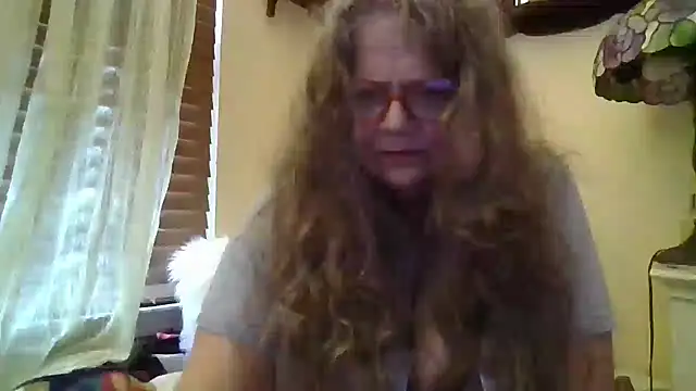 DestineeLoverGirl online show from 03-27-26, 02:07