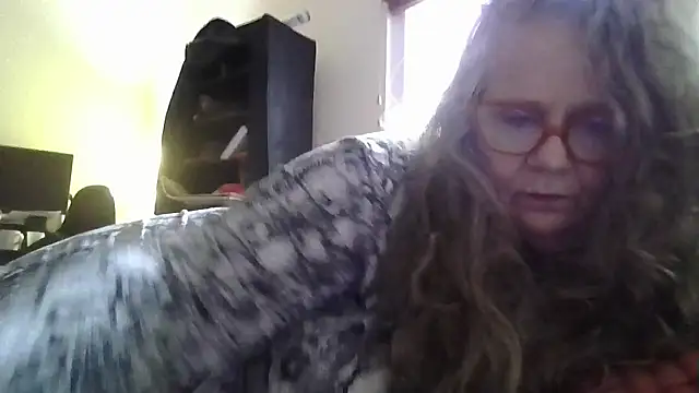 DestineeLoverGirl online show from 03-26-26, 12:14