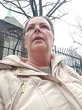 Snapshot of saharaheiss chatting on 03-01-25, 09:40 saharaheiss online show from 03-01-25, 09:40