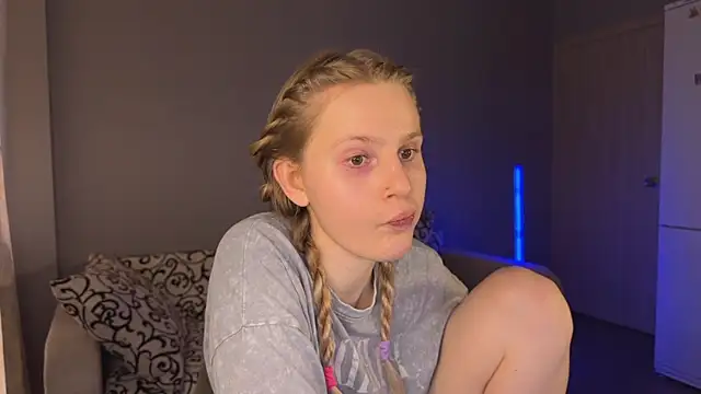 Chanel Gill online show from 03-13-25, 01:50