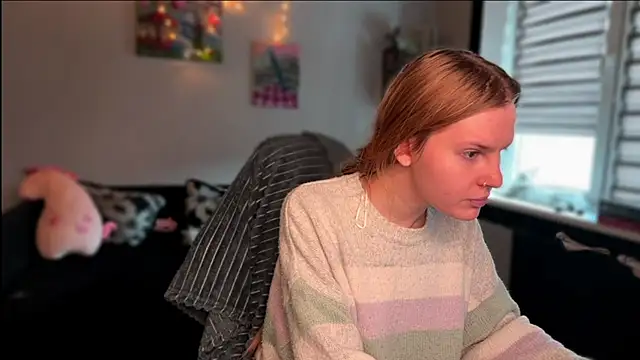 Chanel Gill online show from 12-21-25, 09:22