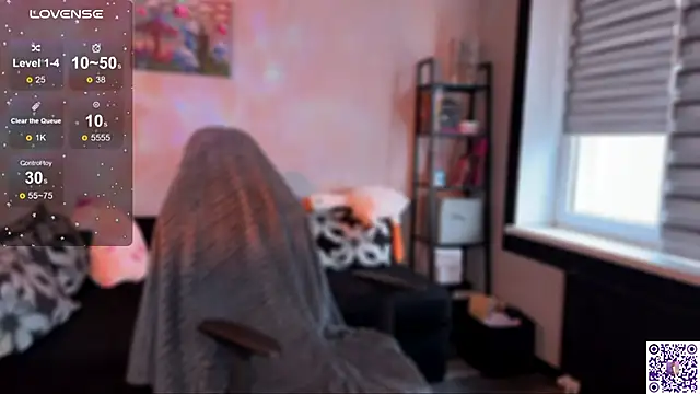 Chanel Gill online show from 11-09-25, 08:51