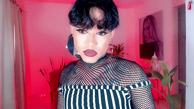 Snapshot of little_star_porn chatting on 11-30-25, 07:14 little star porn online show from 11-30-25, 07:14