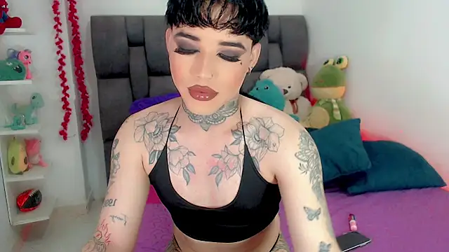 Snapshot of little_star_porn chatting on 02-12-26, 03:23 little star porn online show from 02-12-26, 03:23