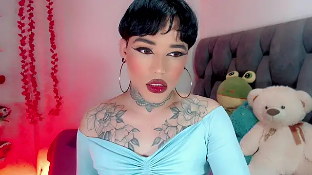 Snapshot of little_star_porn chatting on 03-04-26, 11:18 little star porn online show from 03-04-26, 11:18