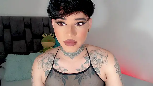 Snapshot of little_star_porn chatting on 09-28-25, 05:53 little star porn online show from 09-28-25, 05:53