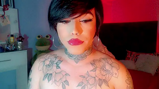 Snapshot of little_star_porn chatting on 03-10-25, 01:10 little star porn online show from 03-10-25, 01:10