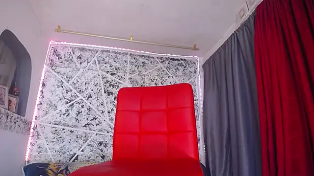 hornytsblonde online show from 03-10-26, 02:43