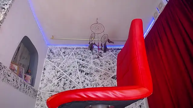 hornytsblonde online show from 02-24-26, 05:03