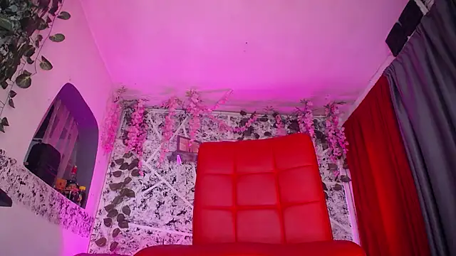 hornytsblonde online show from 07-04-26, 01:59