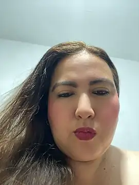 Snapshot of Allyson_Devil chatting on 05-18-26, 07:07 Allyson Devil online show from 05-18-26, 07:07
