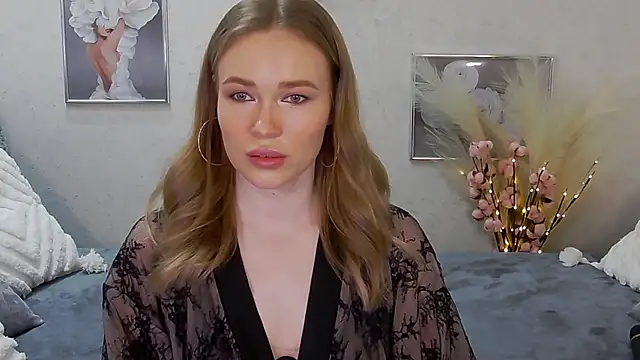 Veronika Mitchel online show from 02-14-25, 07:54