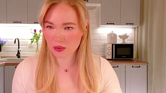 Veronika Mitchel online show from 02-16-26, 04:16