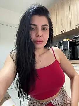 Snapshot of Scarlett-Dream chatting on 02-01-25, 09:21 Scarlett-Dream online show from 02-01-25, 09:21