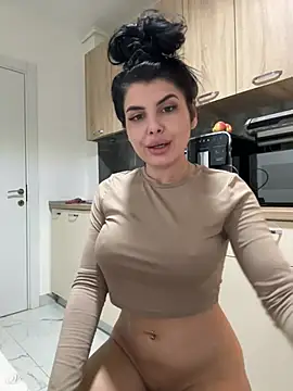 Snapshot of Scarlett-Dream chatting on 01-30-25, 05:17 Scarlett-Dream online show from 01-30-25, 05:17