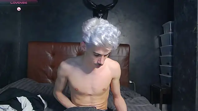 DanielCrush1 online show from 01-17-26, 03:54