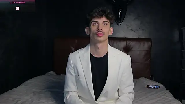 DanielCrush1 online show from 11-28-25, 03:23