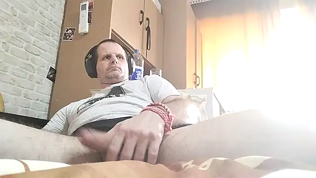 pussyjuicelover38 online show from 03-03-25, 12:06