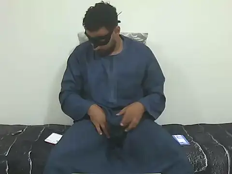 Snapshot of foxsanSs chatting on 07-19-26, 04:54 foxsanSs online show from 07-19-26, 04:54
