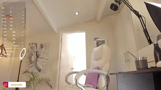 catalinasaiz online show from 10-27-25, 02:51