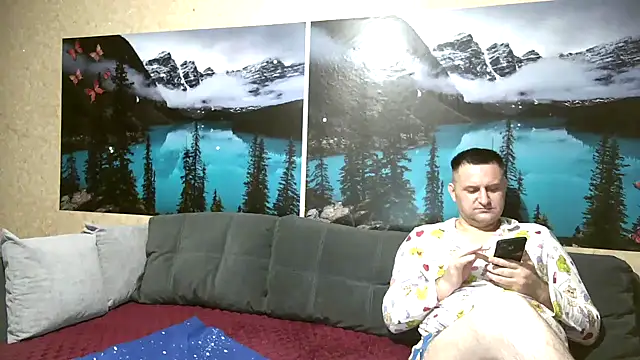 Snapshot of Big_Boss55 chatting on 05-10-26, 09:13 Big Boss55 online show from 05-10-26, 09:13