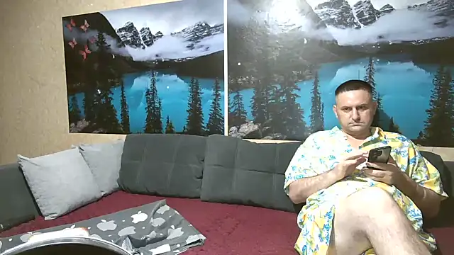 Snapshot of Big_Boss55 chatting on 06-09-26, 08:32 Big Boss55 online show from 06-09-26, 08:32