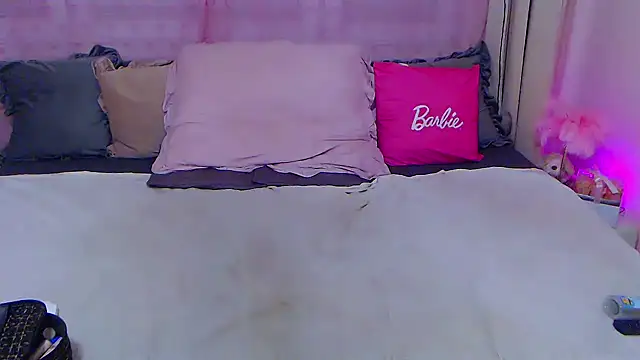 BustyVicky online show from 10-11-25, 10:00