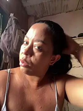 Snapshot of charlycharloteesexl chatting on 06-15-26, 07:57 charlycharloteesexl online show from 06-15-26, 07:57