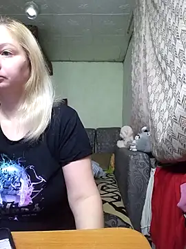 BustyBlond online show from 02-08-26, 04:43