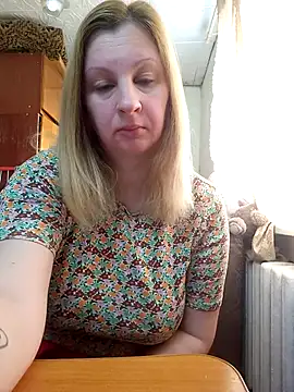 Snapshot of BustyBlond chatting on 04-25-26, 04:48 BustyBlond online show from 04-25-26, 04:48