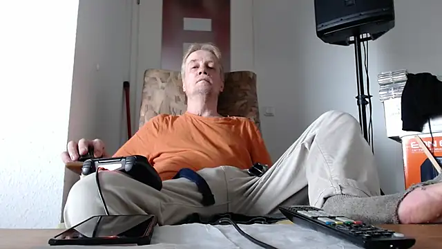Cordt27 online show from 06-03-26, 04:33