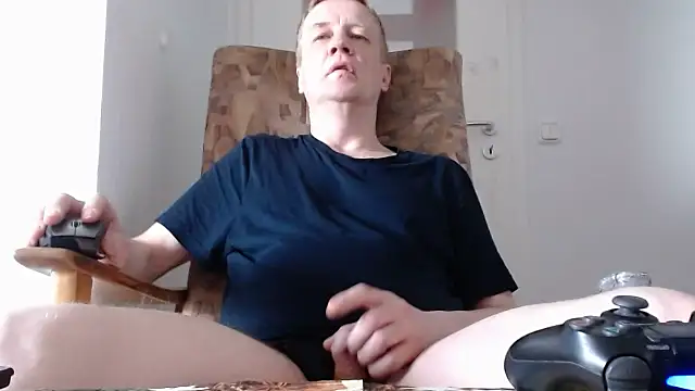 Cordt27 online show from 05-03-26, 03:37