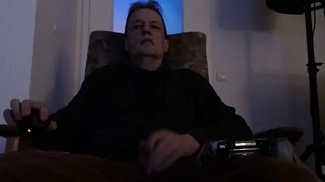 Snapshot of Cordt27 chatting on 10-07-25, 05:36 Cordt27 online show from 10-07-25, 05:36