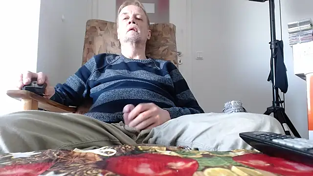 Cordt27 online show from 05-01-26, 04:56