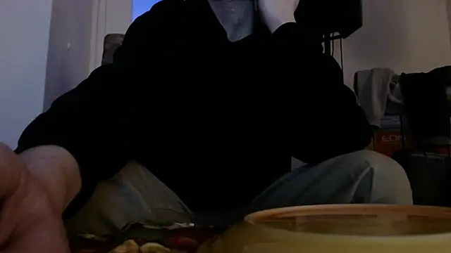 Cordt27 online show from 11-30-25, 05:25