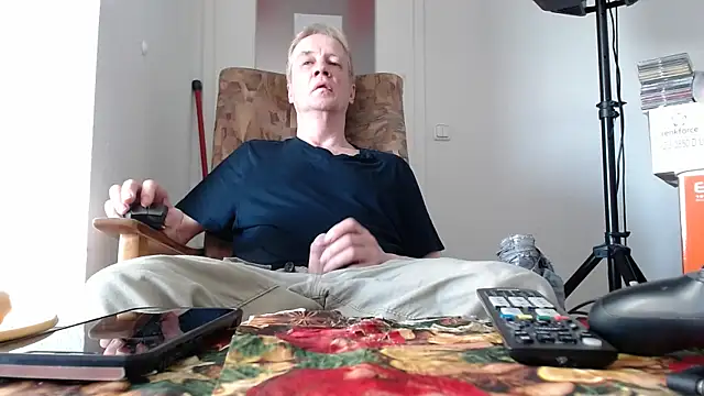 Cordt27 online show from 05-24-26, 05:57