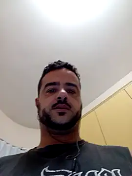 Snapshot of SMOKERBEASTBR chatting on 03-13-25, 03:11 SMOKERBEASTBR online show from 03-13-25, 03:11