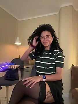 Snapshot of GabriSaenz chatting on 12-07-24, 04:53 GabriSaenz online show from 12-07-24, 04:53