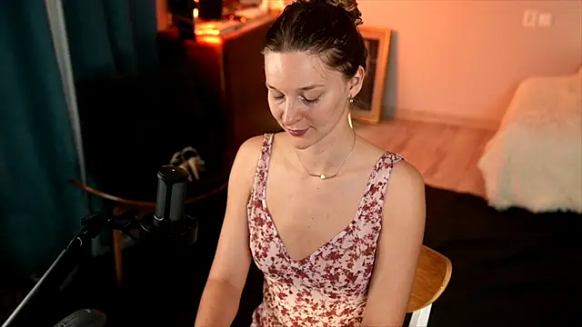 Snapshot of Special___ chatting on 03-07-25, 06:33 Special    online show from 03-07-25, 06:33