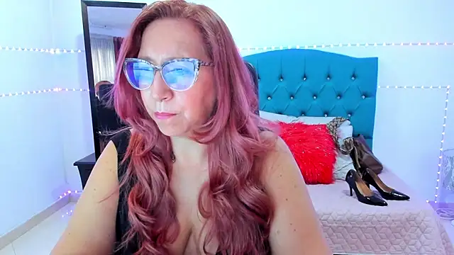 Snapshot of vaalery_sweet chatting on 02-11-25, 07:27 vaalery sweet online show from 02-11-25, 07:27