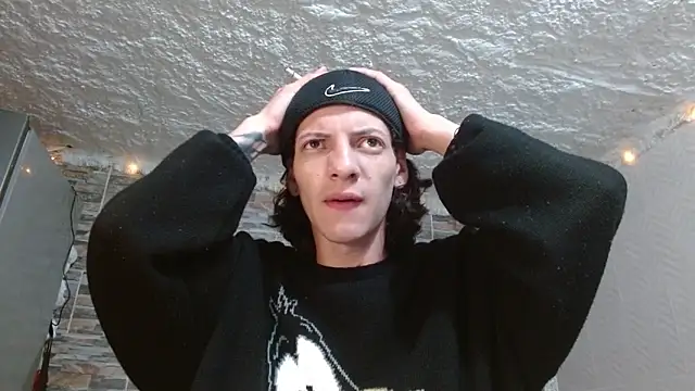 omar alurba online show from 12-18-25, 10:35