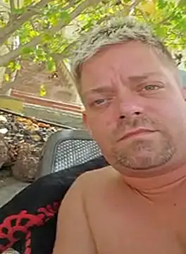 Snapshot of Trucker_Hunter chatting on 09-19-25, 11:14 Trucker Hunter online show from 09-19-25, 11:14